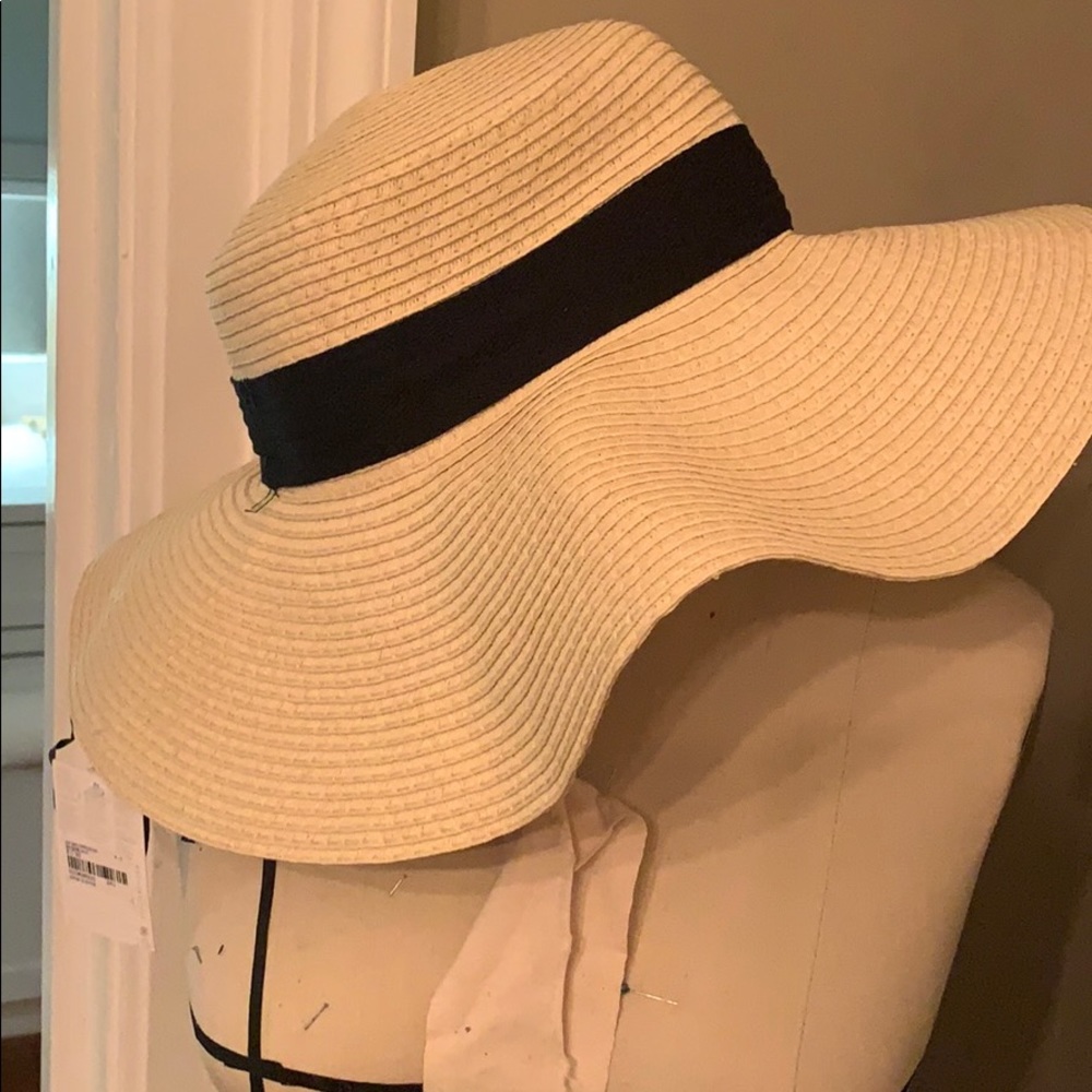 Straw hat
